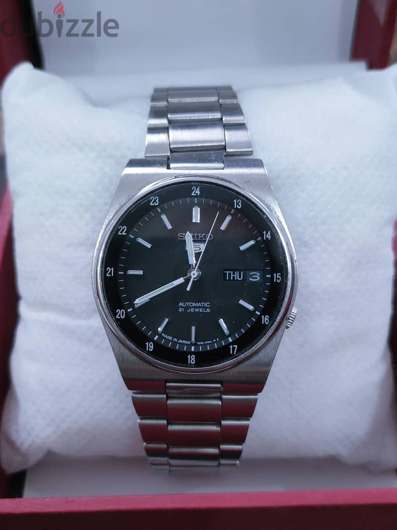 Vintage Seiko5 watches for sale 7