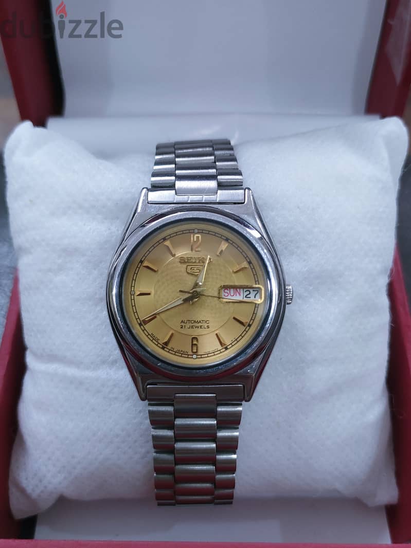 Vintage Seiko5 watches for sale 9