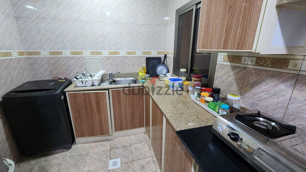 Sharing Room For A Executive Lady In a 2 BHK Apartment in Manama 5