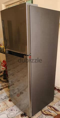 Samsung Refrigerator (390 litres, 18 months old)