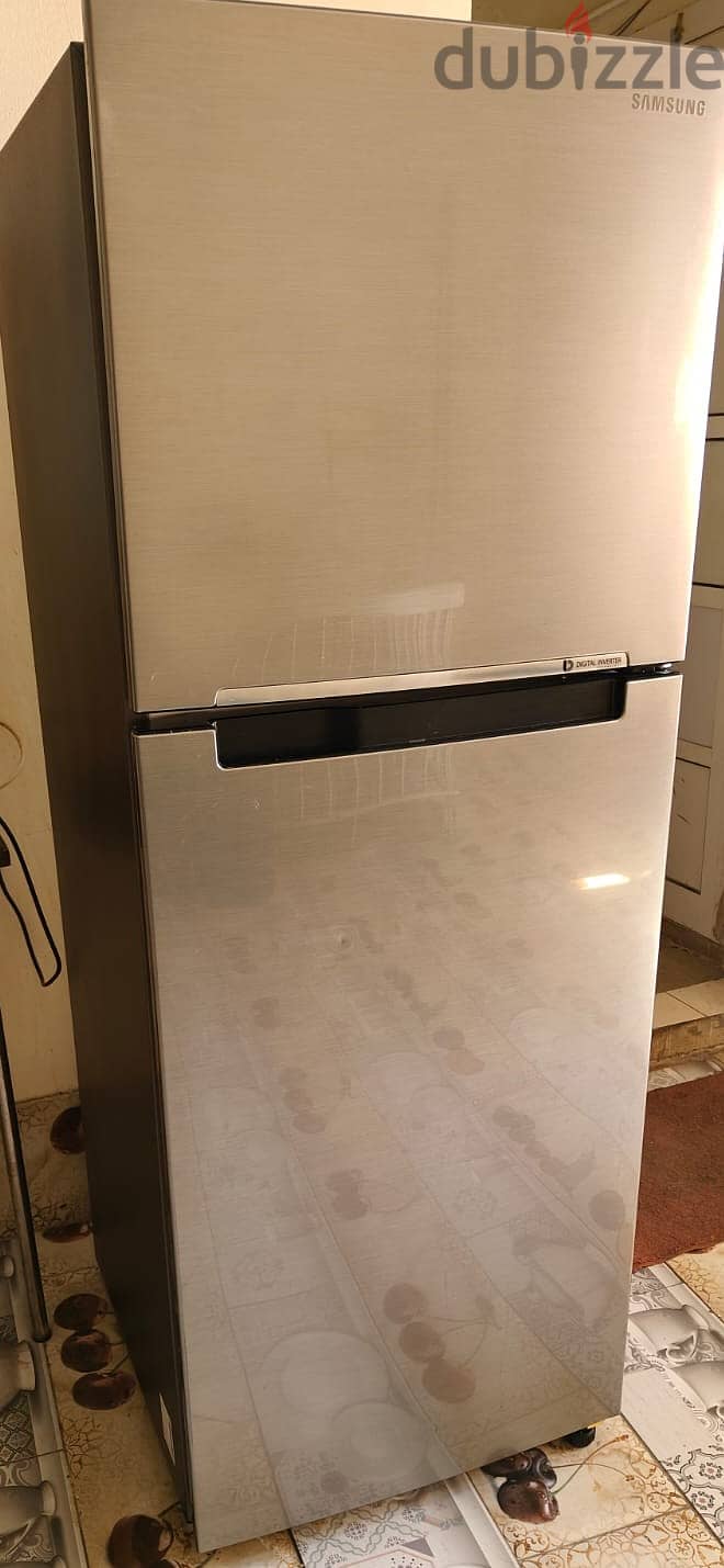 Samsung Refrigerator (390 litres, 18 months old) 1