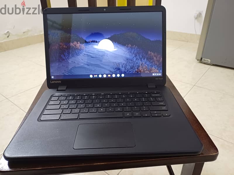 Hello i want to sale my Lenovo Chromebook touched screen 4