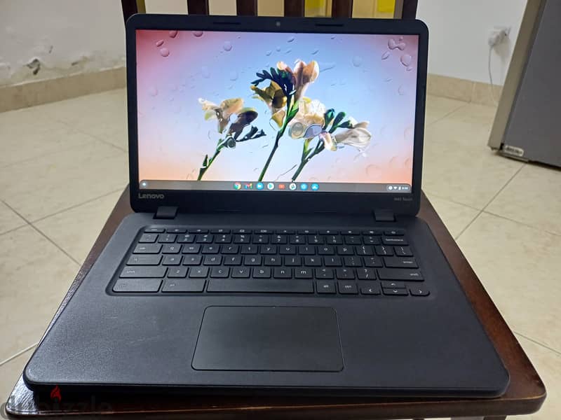 Hello i want to sale my Lenovo Chromebook touched screen 5
