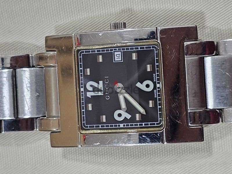 AUTHENTIC GUCCI WATCH AND WALLET 1