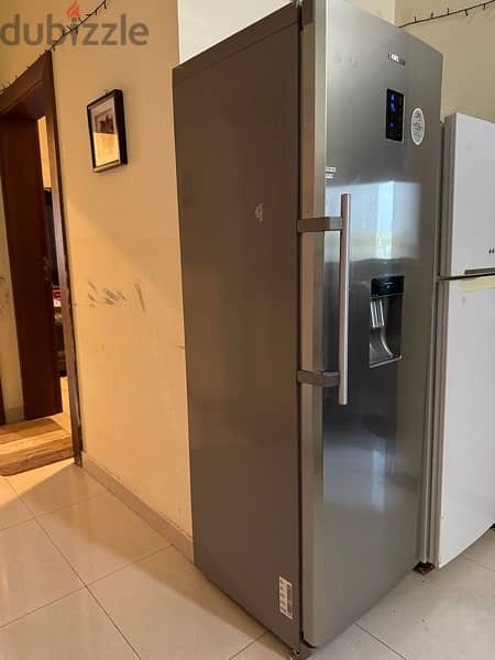 Samsung Upright Refrigerator 390 Litres 2
