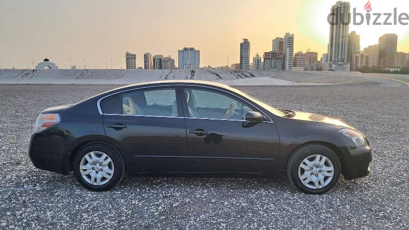 Nissan Altima 2.5cc ,Clean Car,Good Condition 3