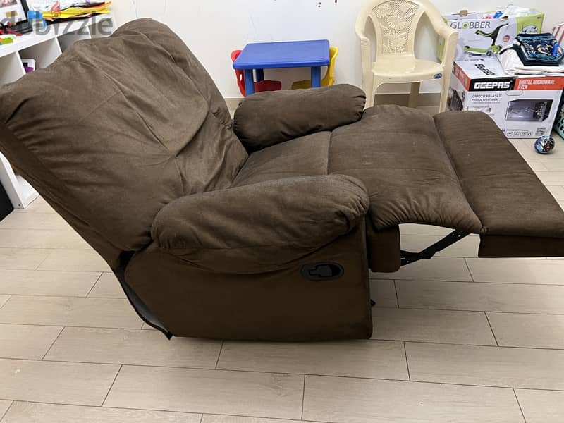 Recliner BD49/- only 1