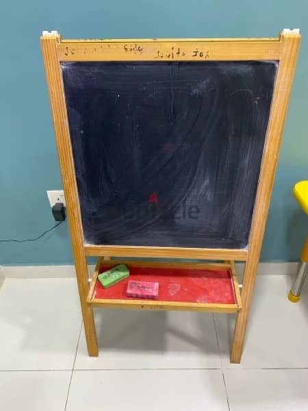 Study table and board for kids 2