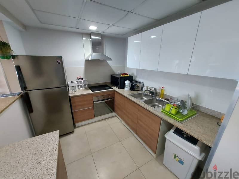 Best deal 2 BR cozy flat for sale in amwaj island . . !! 6