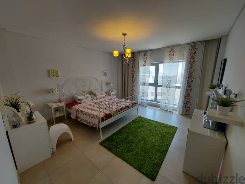 Best deal 2 BR cozy flat for sale in amwaj island . . !! 11