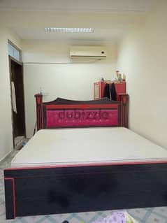 king bed &mattress  good condition 0