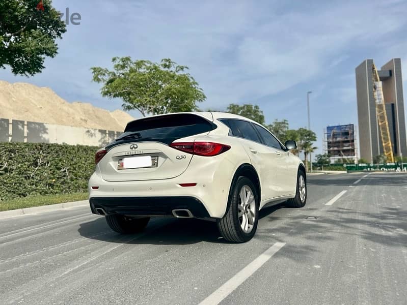 Infiniti Q30 2019 in excellent condition for sale 2