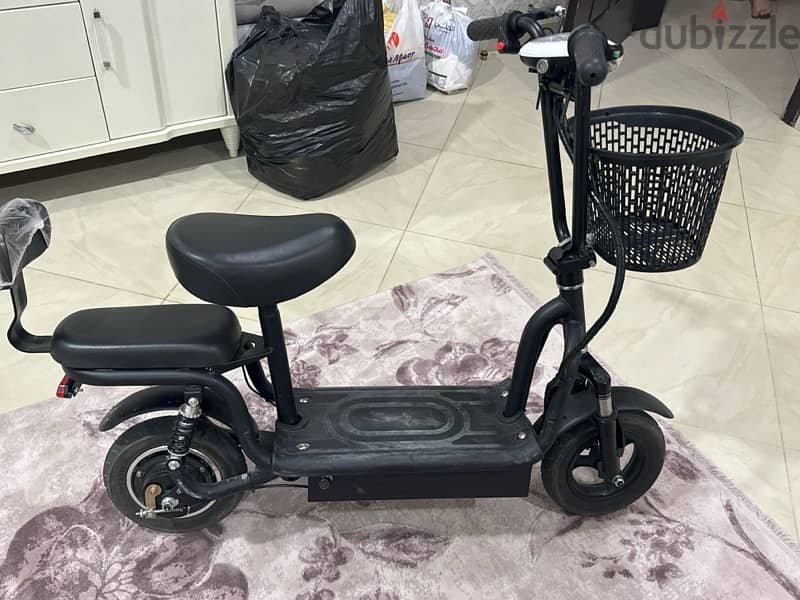 electric scooter almost brand new 2