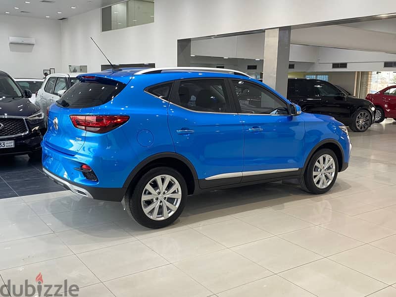 MG ZS 2024 (Blue) 6