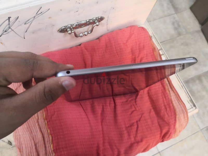 Apple ipad in excellent condition 3