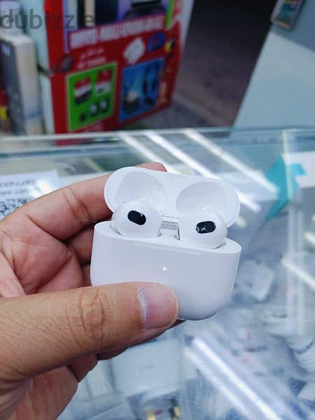 Airpods(3rd generation). Good condition. 2