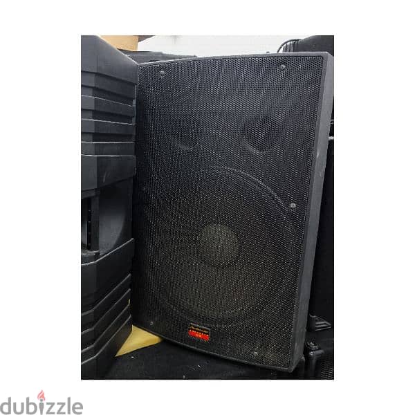 Passive Speakers in Mint Condition 4