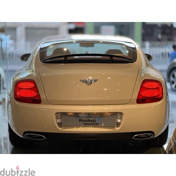 Bentley Continental GT 2010 1