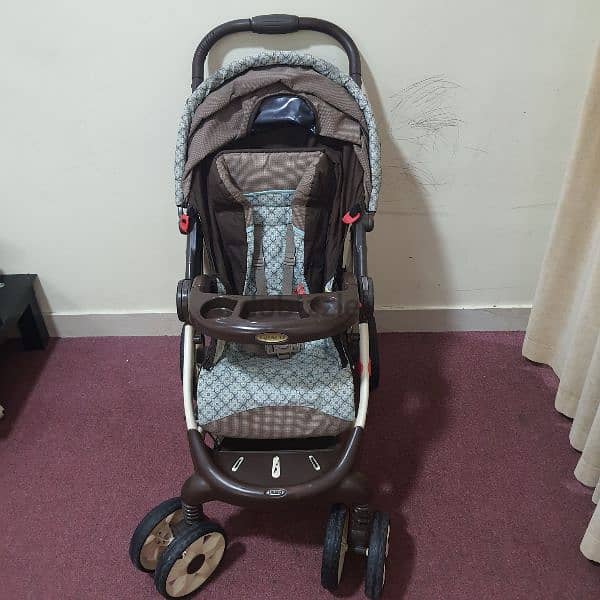 cont(36216143) Graco Stroller Foldable for sale in good condition big 3