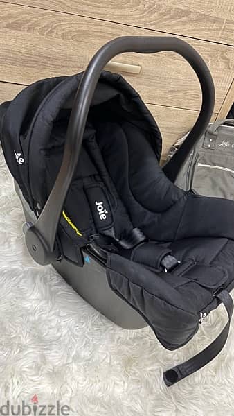 Joie Infant Car Seat 1