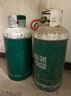 Two Fisal gas cylinder medium size