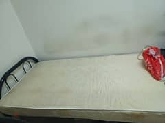 Mattress and single bed