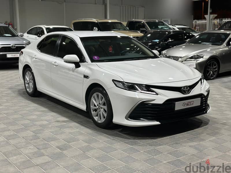 Toyota Camry LE 2