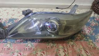 forsale headlight toyota camry orignal 0