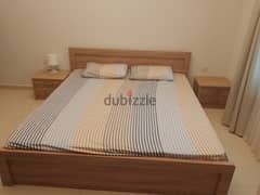 King size bedroom from Home Box with top medical mattress