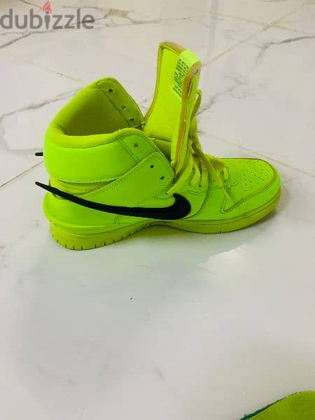 AMBUSH x Nike Dunk High "Flash Lime" 2