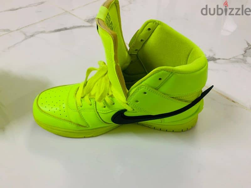 AMBUSH x Nike Dunk High "Flash Lime" 3