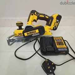 Clean Used DeWalt Planner Model DCP580 w/Battery & Charger
