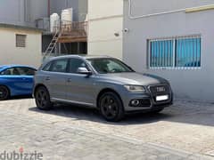 Audi Q5 / 2015 (Grey)