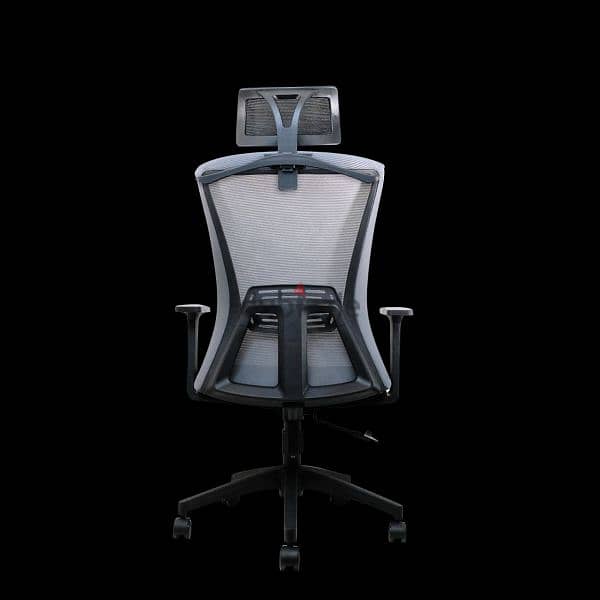 Fantech OCA258 Chair black color for sale only used for 1 week 1