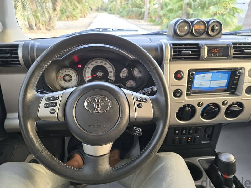 Toyota FJ Cruiser 2015 9