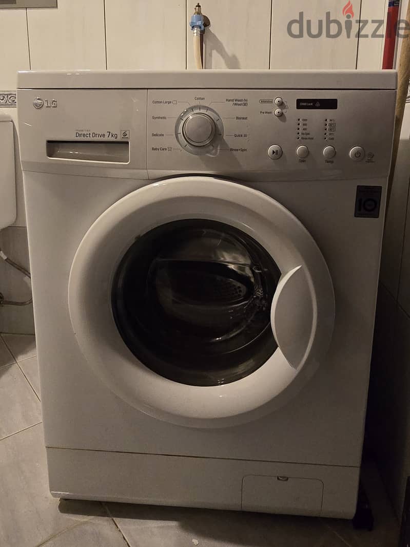 Washing machine  7kg front loading 2