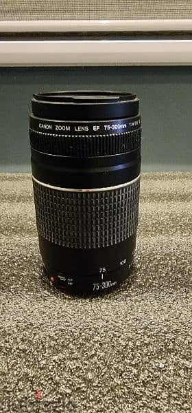 Canon zoom lens 75-300mm very good condition 2
