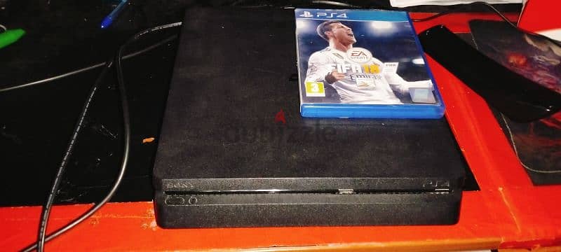 ps4 slim 500GB with fifa 18 cd 2