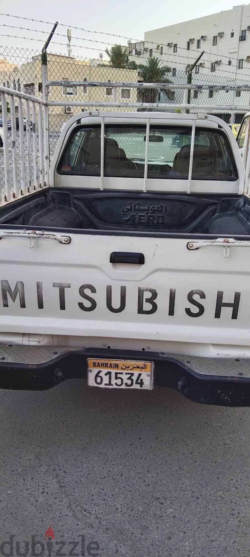 Mitsubishi pickup 3