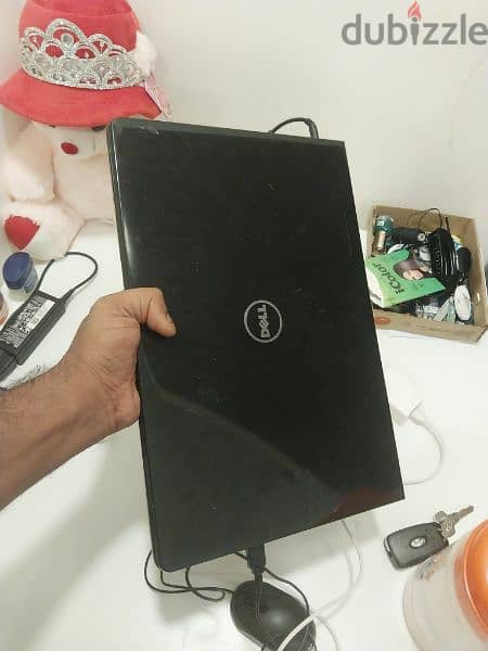only few months used Dell laptop same like new 2