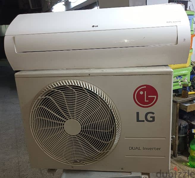 splits ac for sale good working and condtion 1