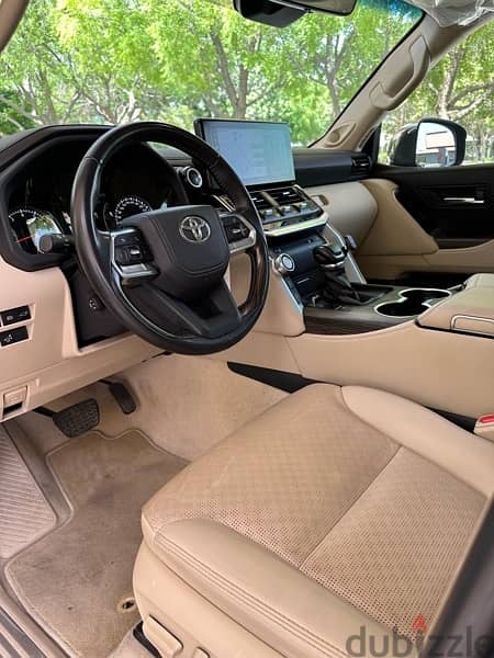 Toyota Land Cruiser 2022 7