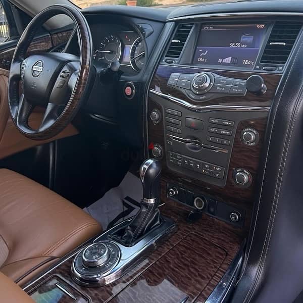 Nissan Patrol Platinum 2015 10