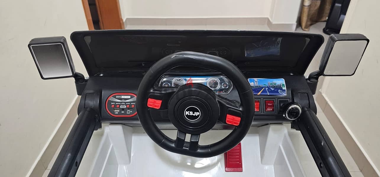 USED Rechargeable Jeep with Remote Control & MP3 Player 2