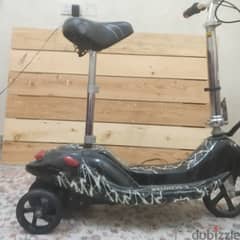 سكوتر كهربائي    Electric scooter