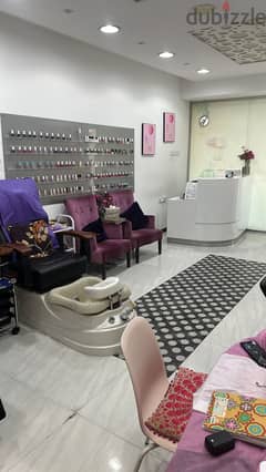Ladies Salon & Spa for Sale - Busaiteen area 0