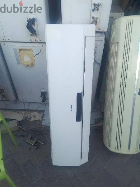 2 ton Ac for sale good condition six months warranty 2