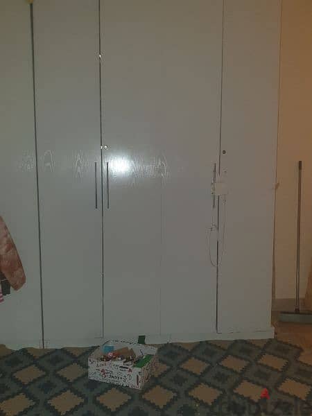 closet for sell 1