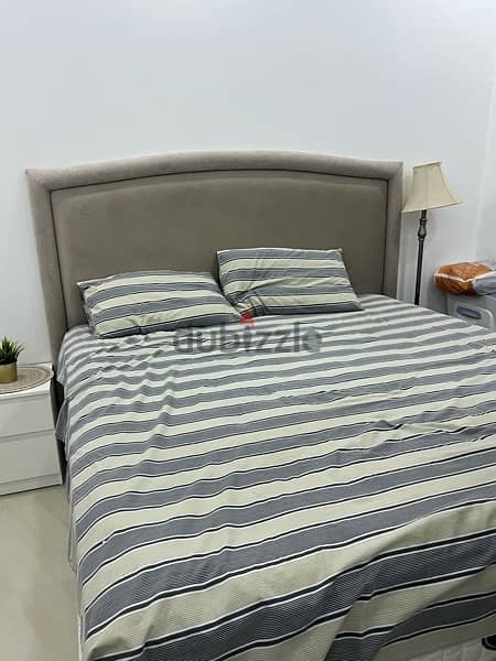 king size bed with quality mattress 2