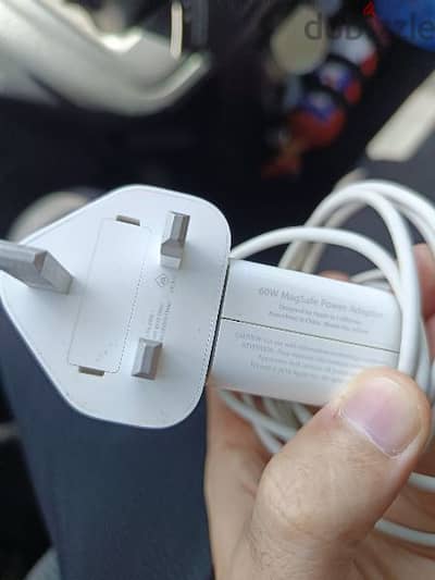 apple macbook original adapter